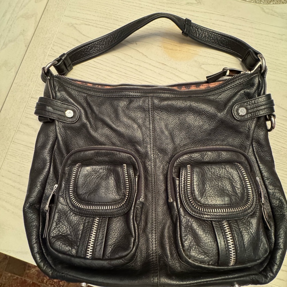 Vintage B. Makowsky large Black genuine Leather Shoulder Bag!